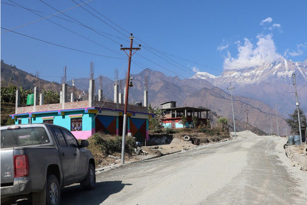 म्याग्दीका उम्मेदवारको चुनावी मुद्दा ‘वैकल्पिक सडक’ को व्यवस्था